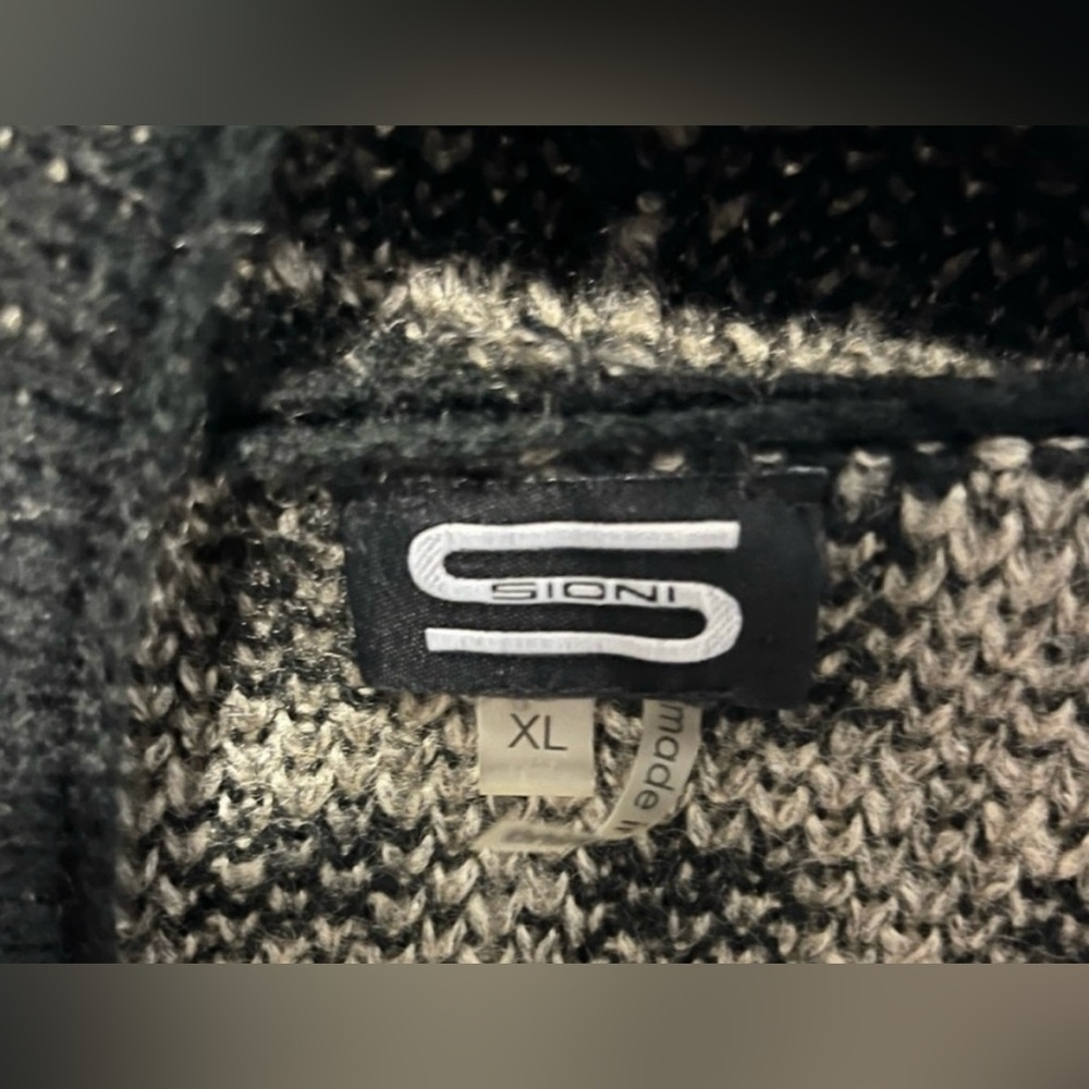 Cardigan - Picture 2 of 2